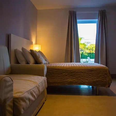 Novomar Hotel 2*