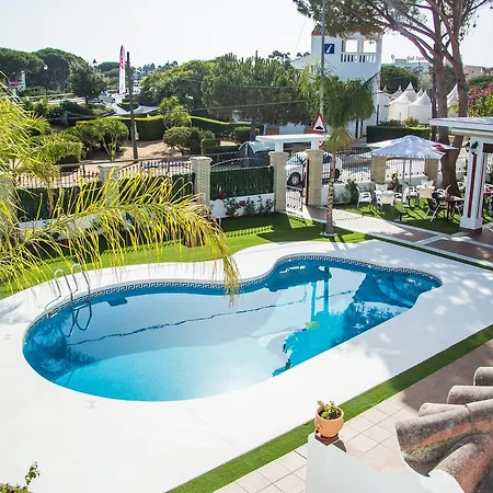 Novomar Hotel 2*