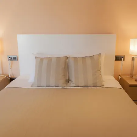 Hotel Novomar 2*